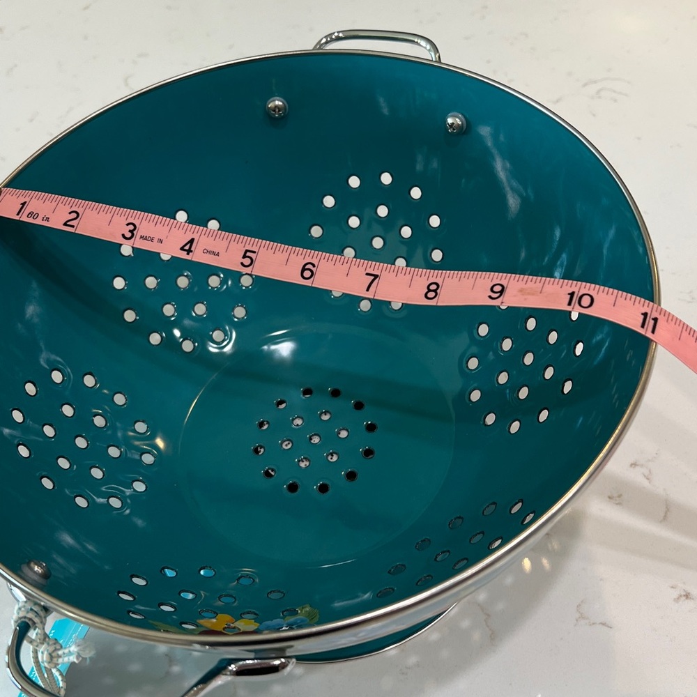 The Pioneer Woman Wildflower Whimsy Teal and Red Floral 5 Quart Colander NWT - Picture 10 of 10
